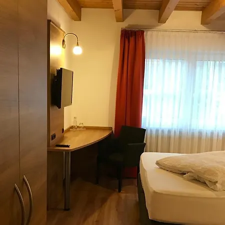 Casa de hóspedes Zum